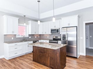 36 Tyrol Ln SE, Rochester, MN 55904