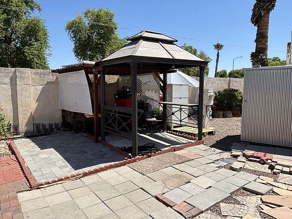 4th image of 7300 N 51st Ave #120