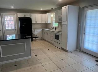 217 Edgeland Dr, Matthews, NC 28105