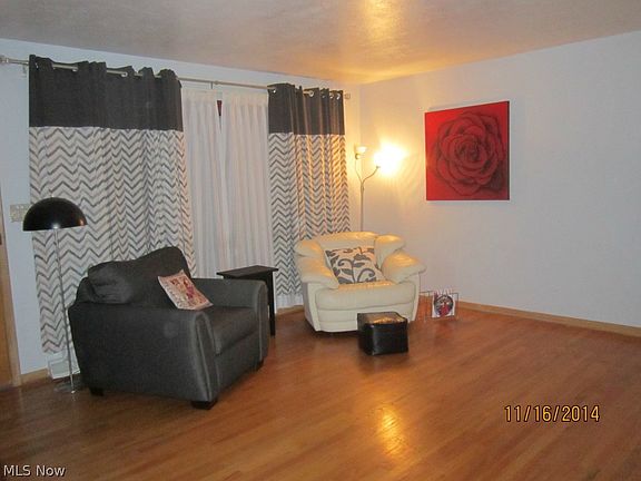 4th image of 18073 Adams Dr