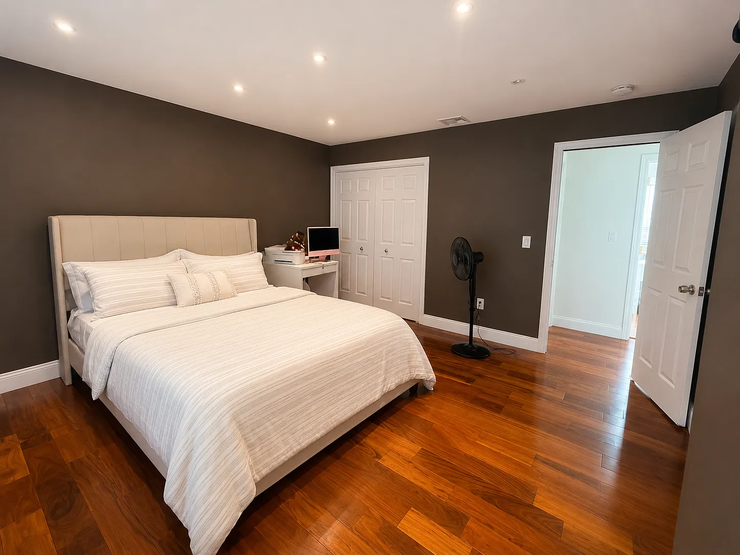 13 Woodcrest Drive - 1 — Photo 3