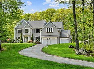 13 Foxhill Dr, Southborough, MA 01772