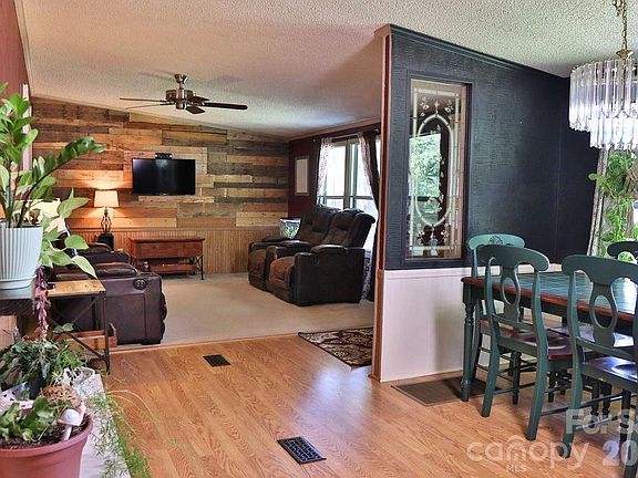 4th image of 2095 Goodman Lake Rd