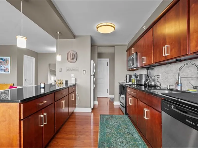 60 Parkway Dr E #12A — Photo 18