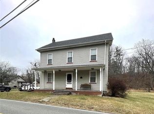 900 Boulder Dr, Mount Bethel, PA 18343