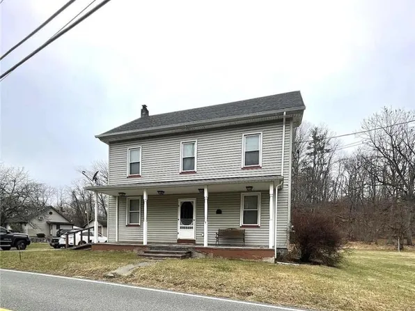 900 Boulder Dr, Mount Bethel, PA 18343