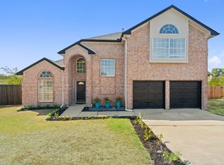 1319 Barclay Dr, Carrollton, TX 75007