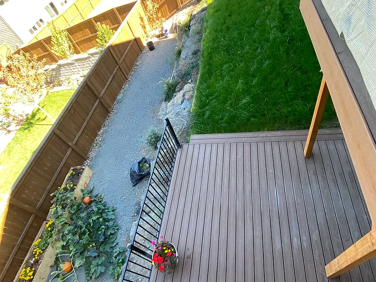 4093 SW Reindeer Ave — Photo 9