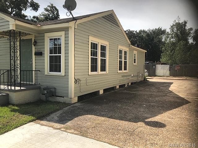 2nd image of 4620 Hearne Ave