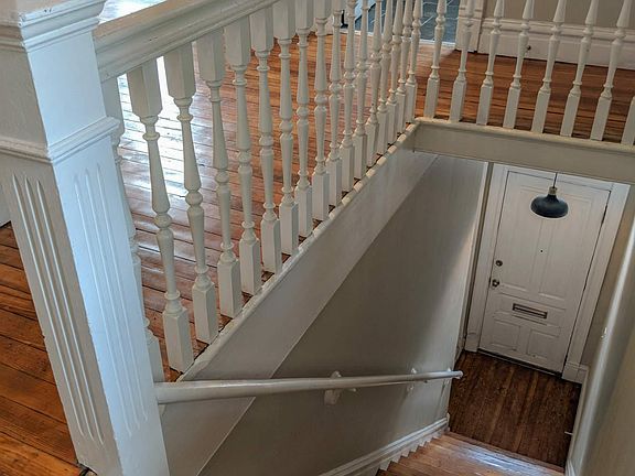 2nd image of 3200 Cherokee St #2F