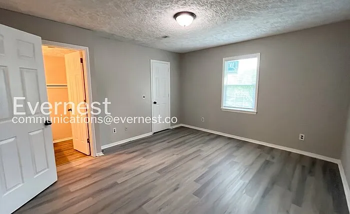 3380 Shadowlawn Dr #2 — Photo 10