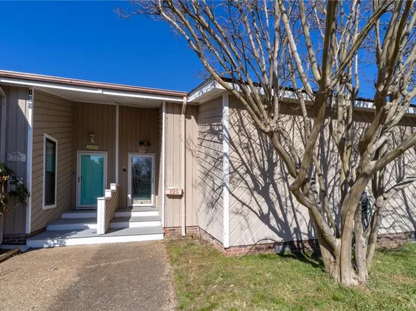 125 67th St, Virginia Beach, VA 23451
