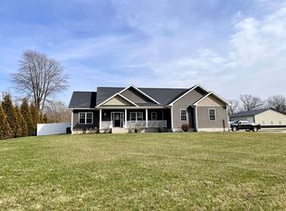 12062 S Point Dr, Loogootee, IN 47553