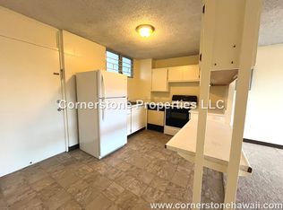 2001 Aupuni St APT 704, Honolulu, HI 96817