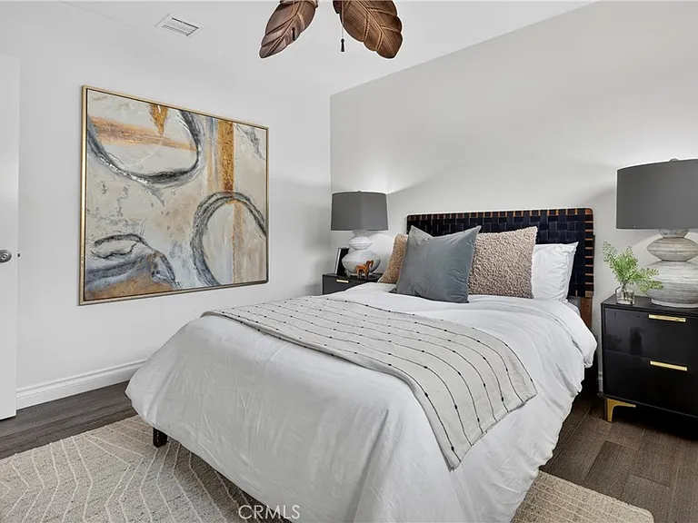 1030 E Oakmont Ave — Photo 13