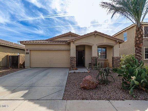 2nd image of 42561 W PALMYRA Lane