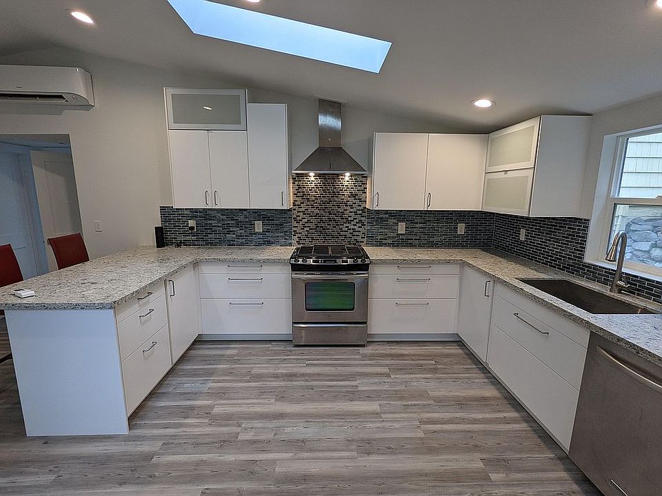 Beautiful chef's kitchen