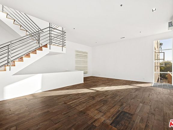 3rd image of 1643 12th St Suite 5