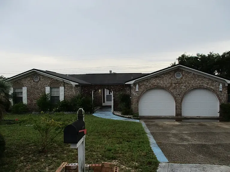 2531 Tomlinson Rd — Photo 1