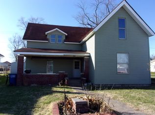 621 R St, Bedford, IN 47421