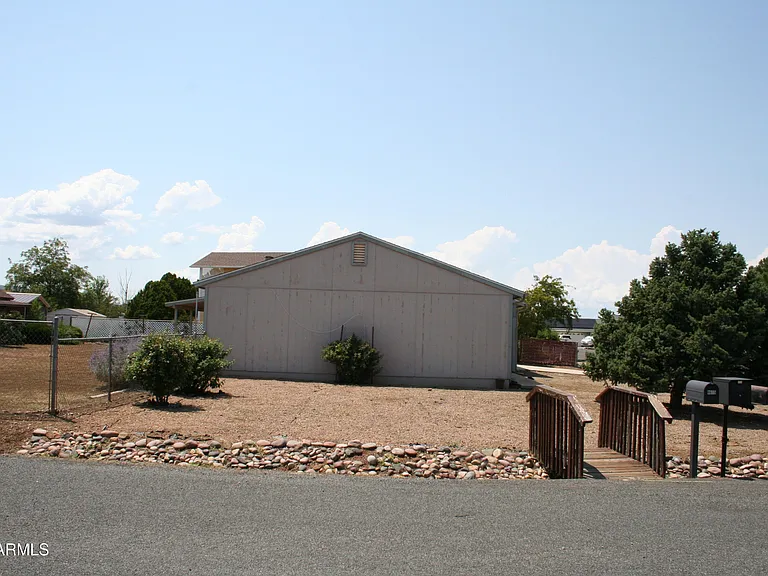 8901 E Waco Ct — Photo 9