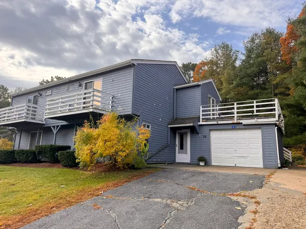 29 Surrey Ln, Bourne, MA 02532