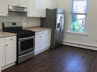 814 23rd St #2, Union City, NJ 07087
