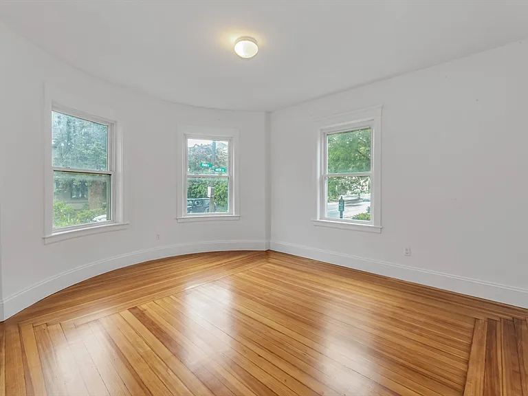 79 Perkins St #2 — Photo 5