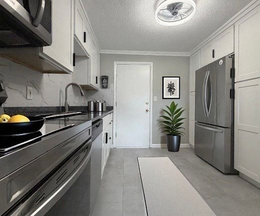 2nd image of 62 Purchase St APT C3