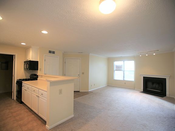 3rd image of 2701 Greystone Dr #Gd2701-a
