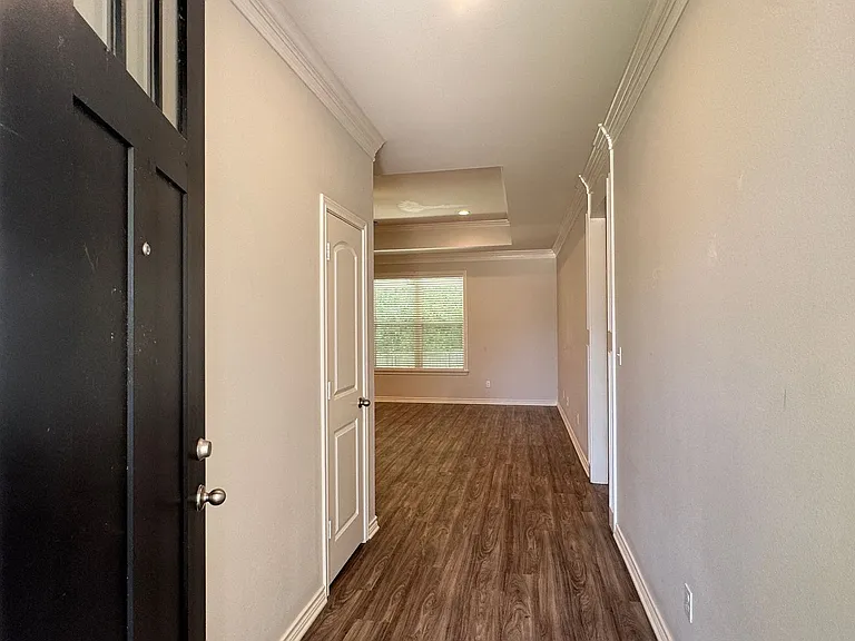 3704-3784 Cottage Park Cir — Photo 3