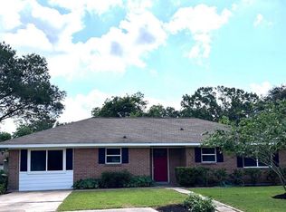 1615 Brazos St, Rosenberg, TX 77471