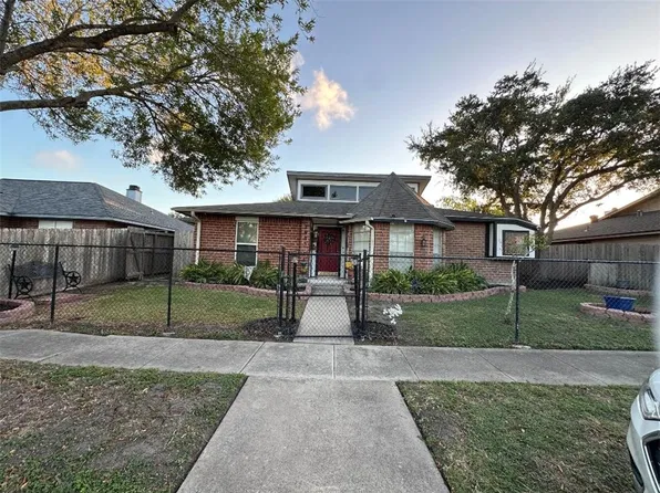 2905 River Bend Ct, Corpus Christi, TX 78415