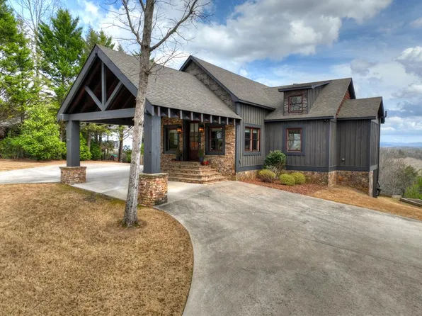 185 Logan Dr, Mineral Bluff, GA 30559