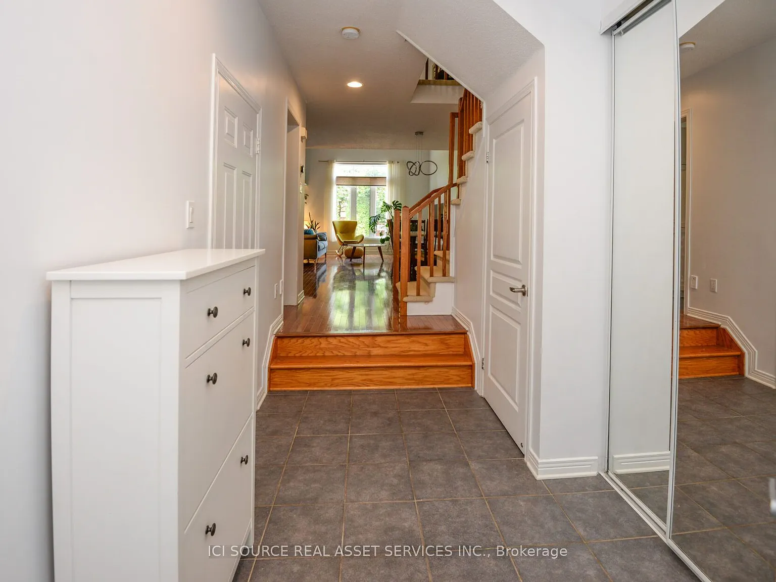 2 bed, $2,650 — Photo 2