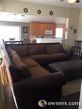 3rd image of 6408 Lakewood Dr