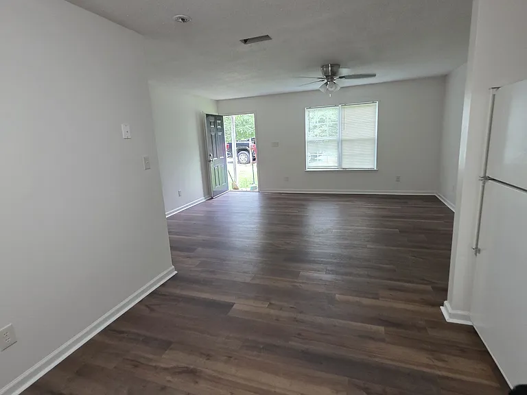 101 Raiford St #101 — Photo 11