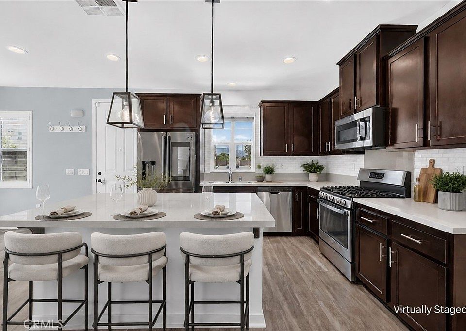 1st image of 3827 Grant St #54