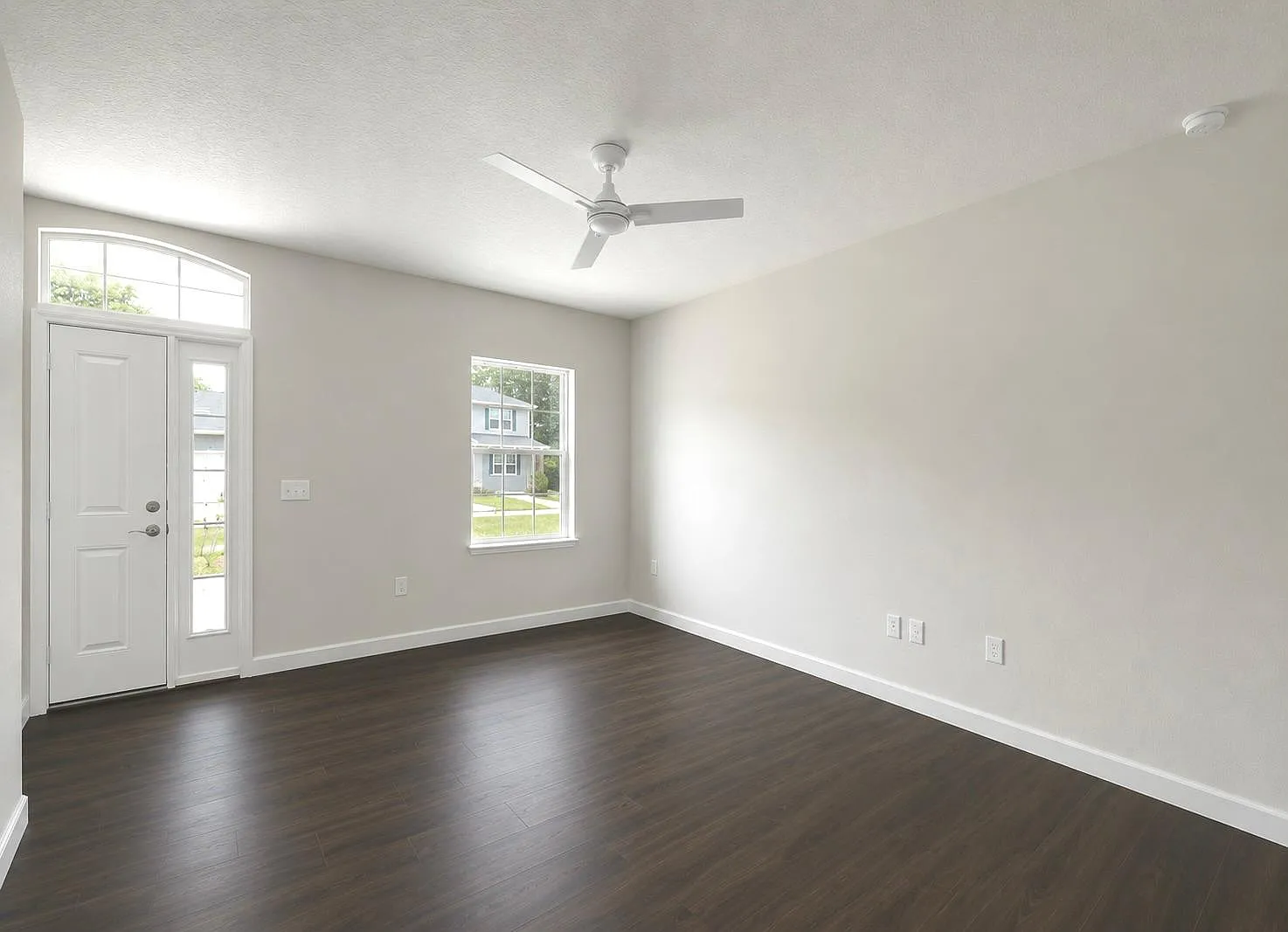 2540 NW 2nd St — Photo 4