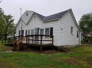 203 W Austin St, Bolivar, MO 65613