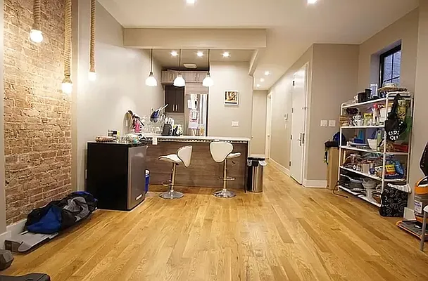 Rented by Reside New York | media 2