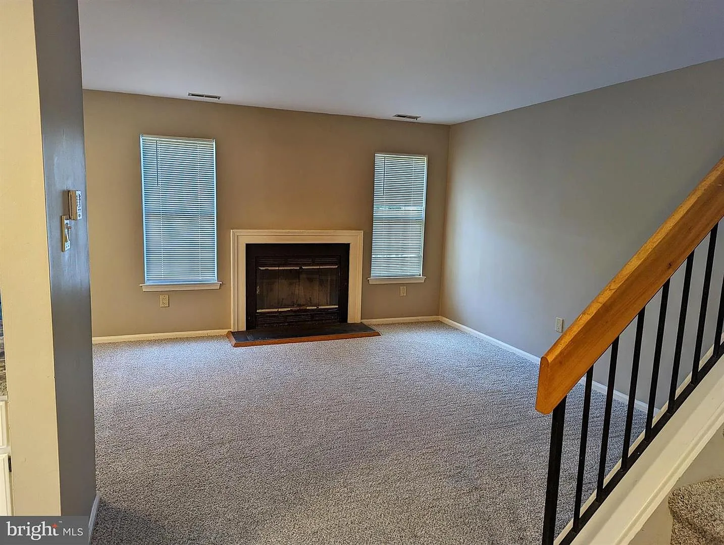 2 bed, 2.5 bath, 1506 sqft, $3,100 — Photo 2