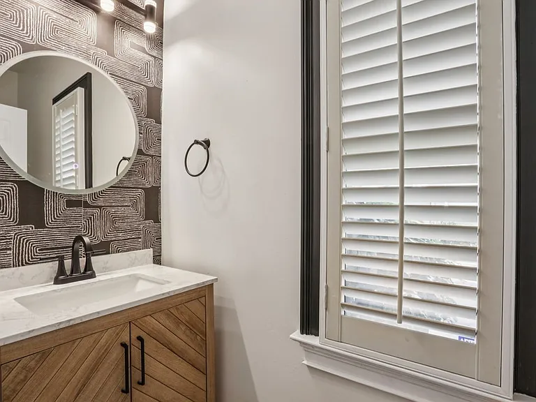 1536 Oak Grove Rd — Photo 24