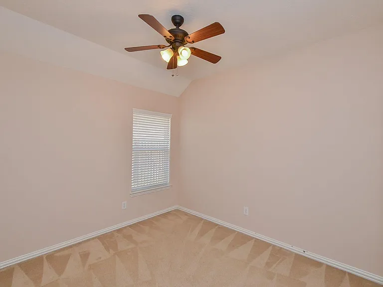 18323 S Elizabeth Shore Loop — Photo 25