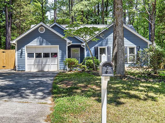 2nd image of 2709 Hidden Hollow Dr