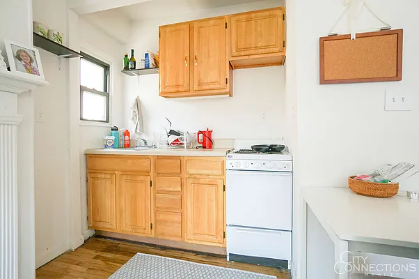 Rented by City Connections Realty | media 27