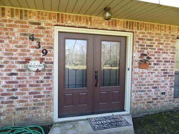 2nd image of 439 W Pineshadows Dr
