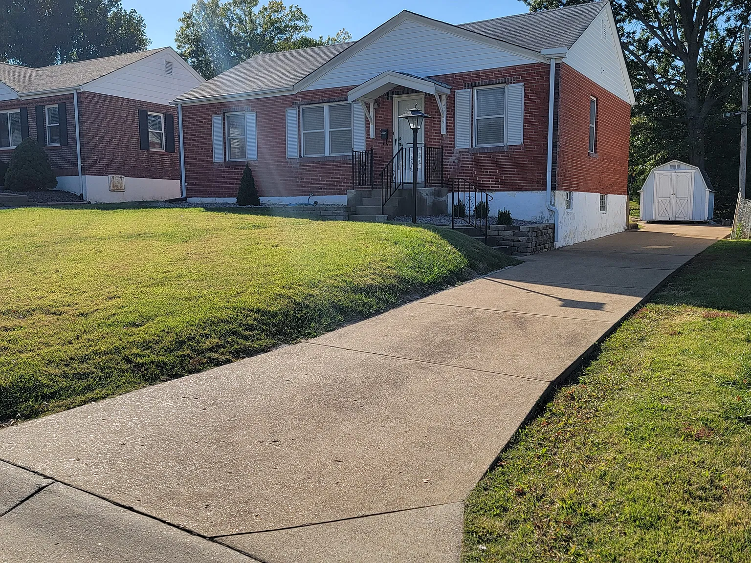 2 bed, 1100 sqft, $1,800 — Photo 2