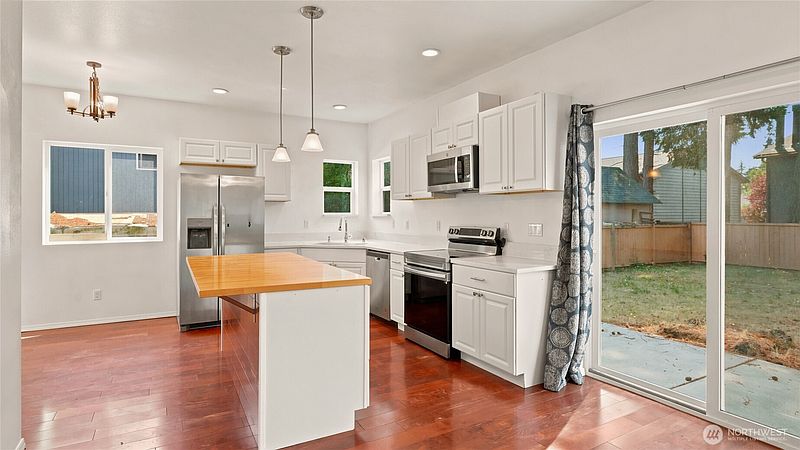 5th image of 1834 S 92nd Street