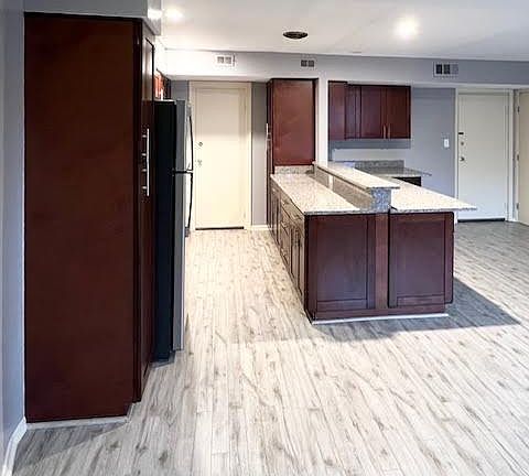 3rd image of 20301 Shelburne Rd APT 9